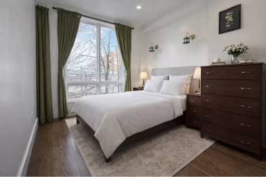 Main picture of 321 Woodbine St