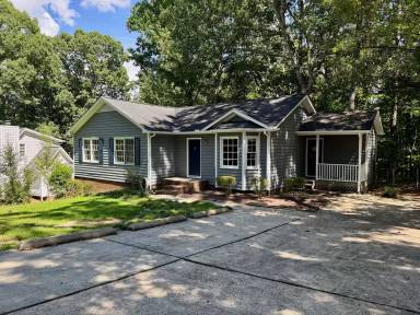 Main picture of 3313 Bearskin Ct