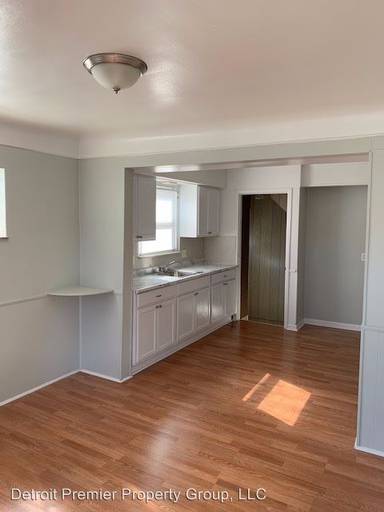 Main picture of 16191 Asbury Park