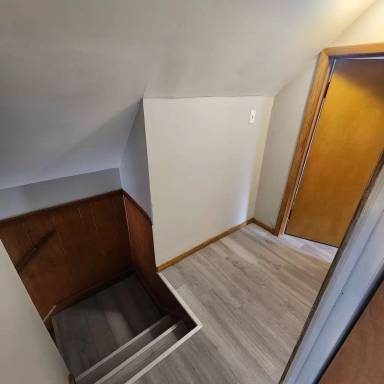 Main picture of 3855 E 54th St