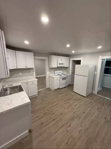 Main picture of 142 Spruce St