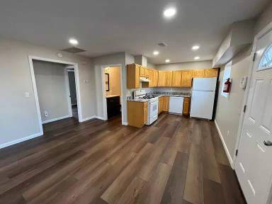 Main picture of 63 Oakland St