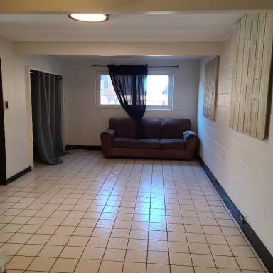 Main picture of 181 S Papa Ave