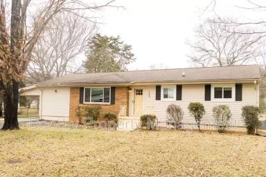 Main picture of 1420 Cloverdale Cir