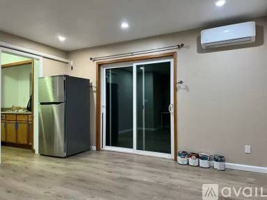Main picture of 1871 Peach Pl