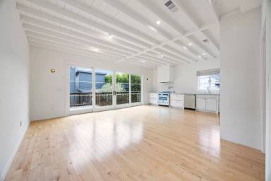 Main picture of 1015 47th St