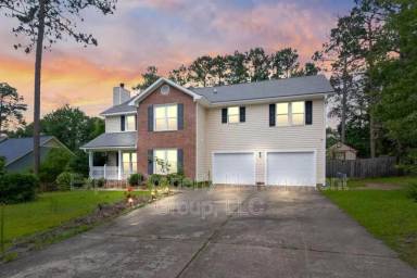 Main picture of 2470 Lull Water Dr