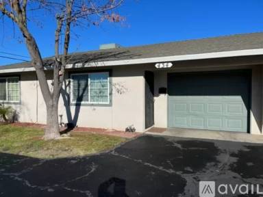 Main picture of 434 Acacia Ave