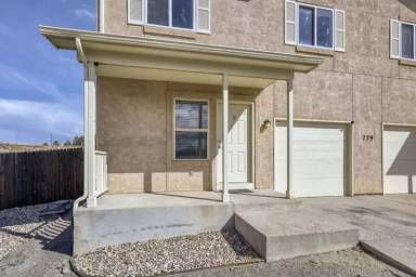 Main picture of 779 Century Ln