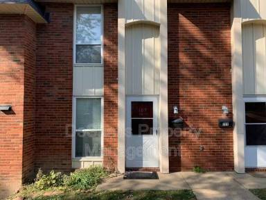 Main picture of 109 College Park Dr