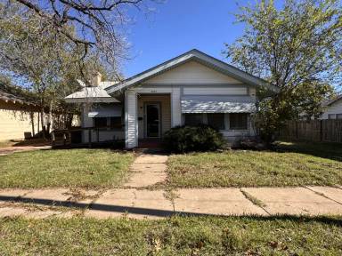 Main picture of 2107 Joline St
