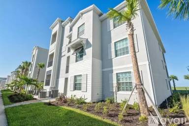 Main picture of 43040 Greenway Blvd