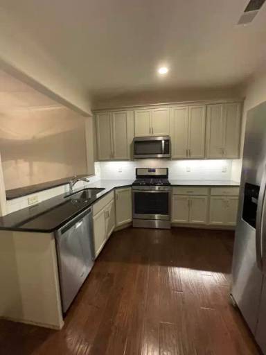 Main picture of 4013 Lennox Rd