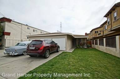 Main picture of 2606 Carnegie Ln