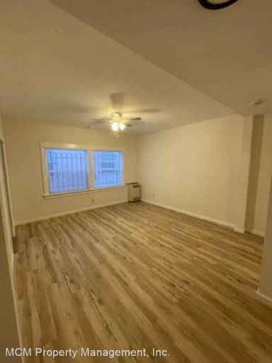 Main picture of 3065 Leeward Ave