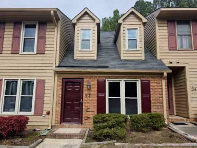 Main picture of 93 Stone Hill Ct