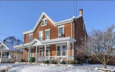 Main picture of 462 Franklin St