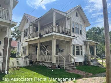 Main picture of 619 SW 5th St