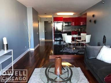 Main picture of 512 N McClurg Ct Apartments