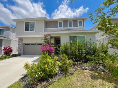 Main picture of 406 Sofia Ln