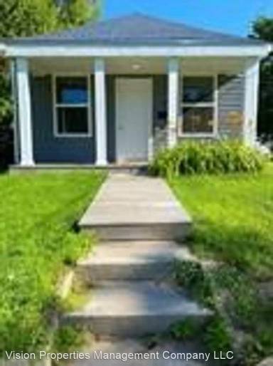 Main picture of 213 10th St NW