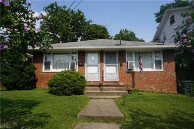Main picture of 1542 Vassar Ave NW