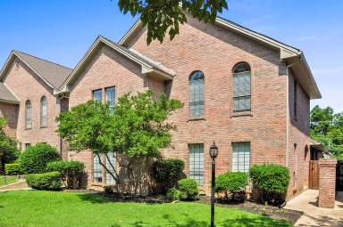 Main picture of 1303 Belle Pl