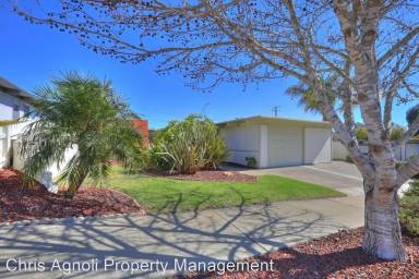 Main picture of 212 La Jolla Dr