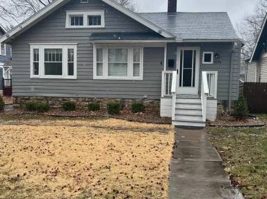 Main picture of 5723 Holmes St