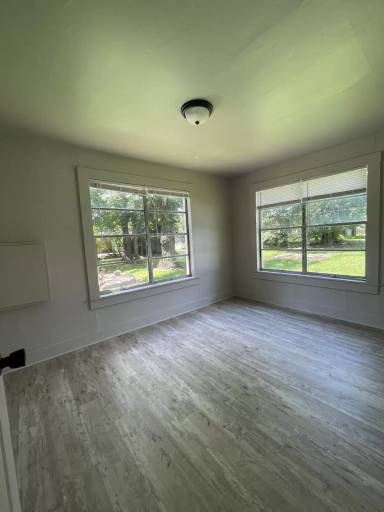 Main picture of 223 S Ash St