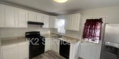 Main picture of 8103 Longpoint Rd