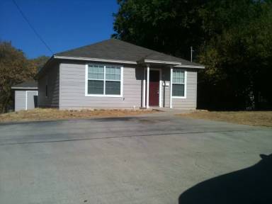 Main picture of 706 S 22nd St