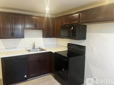 Main picture of 732 W Blue Mountain Dr