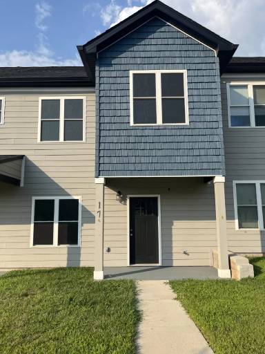 Main picture of 17 Emanuel Ct
