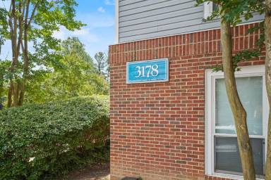 Main picture of 3178 Summit Square Dr