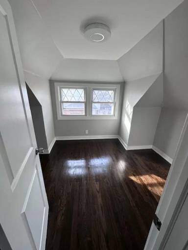 Main picture of 5136 S Luna Ave