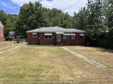 Main picture of 141 Ticknor Dr