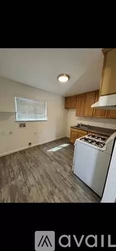 Main picture of 434 N 6th Ave