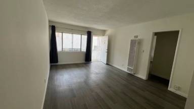 Main picture of 530 Venice Way