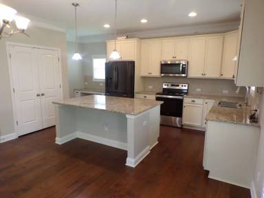 Main picture of 612 Prospect Way