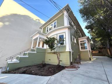Main picture of 392 Oakland Ave