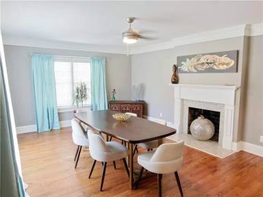 Main picture of 872 Hall St SW