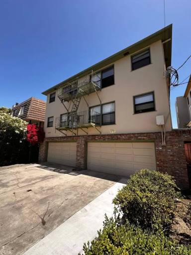 Main picture of 1655 San Carlos Ave