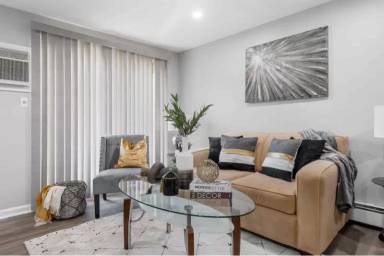 Main picture of 101 Cocheco Ct