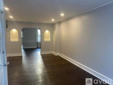 Main picture of 5750 Kemble Ave