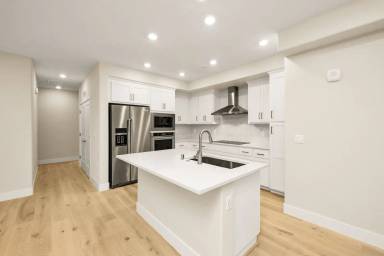 Main picture of 549 Oakdale Way