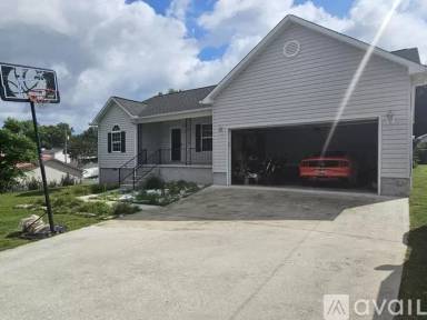 Main picture of 108 Bertha Ln