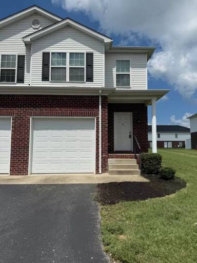 Main picture of 243 Moss View St