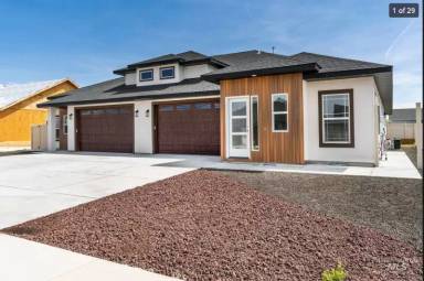Main picture of 845 Shadowleaf Ave