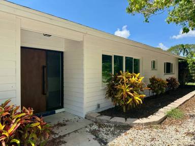 Main picture of 346 Suwanee Ave